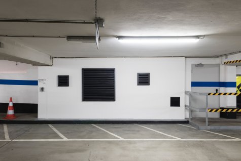 MUR BRUT 07: Tim Löhde IN GOOD COMPANY
Kunsthalle Düsseldorf parking garage, 2016
Photo: Katja Illner