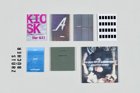 stürz bücher

stürz bücher ist ein in Berlin ansässiger Verlag für Künstler*innenbücher. Er nutzt das Buch als Plattform für die Produktion und Verbreitung buchbasierter Kunstwerke.