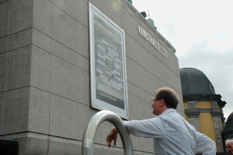 Karl-Heinz Rummeny in front of the Kunsthalöle Düsseldorf
Photo: Jost Wischnewski
© VG Bild-Kunst, Bonn 2023