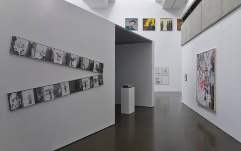 Installation view “Singular / Plural. Collaborations in the Post-Pop-Polit Arena”, Kunsthalle Düsseldorf 2017, Photo: Achim Kukulies