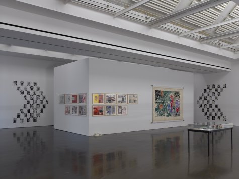 Installation view “Singular / Plural. Collaborations in the Post-Pop-Polit Arena”, Kunsthalle Düsseldorf 2017, Photo: Achim Kukulies