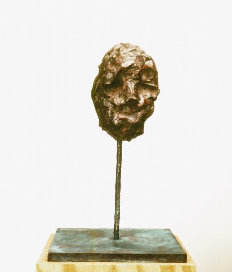 Günther Förg
Maske, 1990
Bronze
Foto: Wolfgang Günzel
© Estate of Günther Förg 
Courtesy Privatsammlung