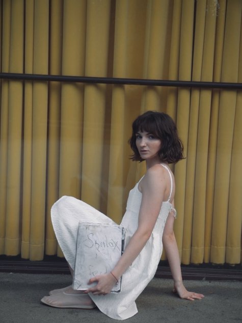 Ilona Murzenko mit einem Spalax Magazin