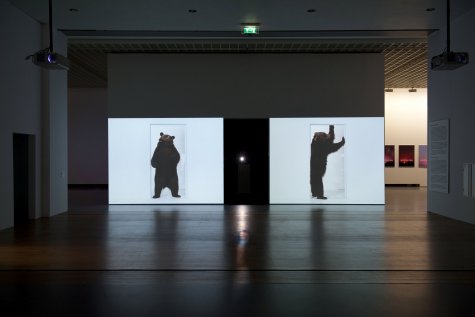 Marijke van Warmerdam
Beer (Bär), 1997
2 16-mm-Loops,
digitalised, colour,
6’20” and 3’57”
Museum Boijmans Van Beuningen, Rotterdam