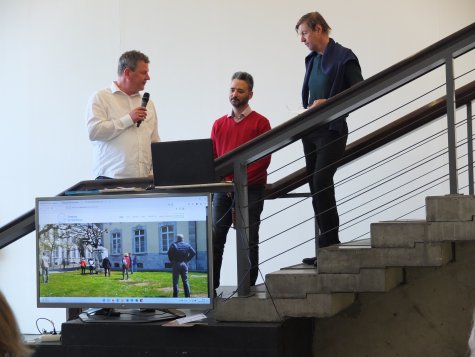 Artist Talk with Amit Goffer, Robert Fleck and Gregor Jansen
3rd May 2022, Kunsthalle Düsseldorf