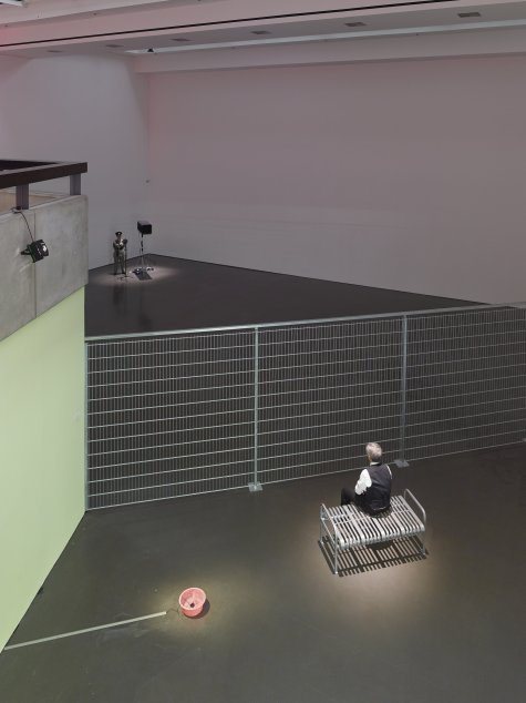 Samson Young, A dark theme keeps me here, I’ll make a broken music, Kunsthalle Düsseldorf 2016/2017, Photo: Simon Vogel