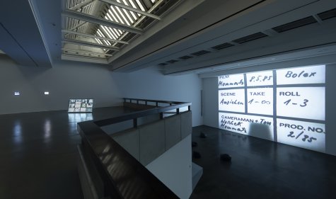 Lutz Mommartz
Zeitschneider, 2020,
Installation with 36 hours of film material
Photo: Katja Illner